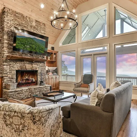 Endless Sky Lodge - Luxury Big Canoe Cabin With Hot Tub